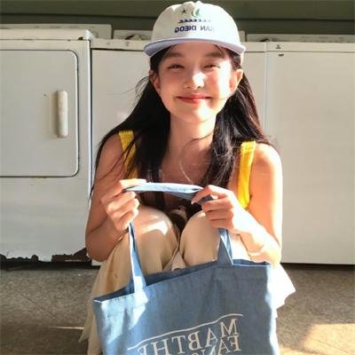 国子监来了个女弟子